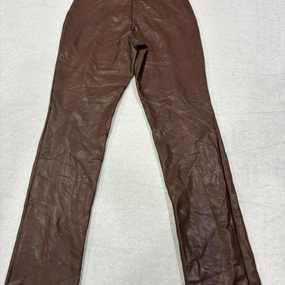Gate Mande women medium pants Brown straight leg pants.
